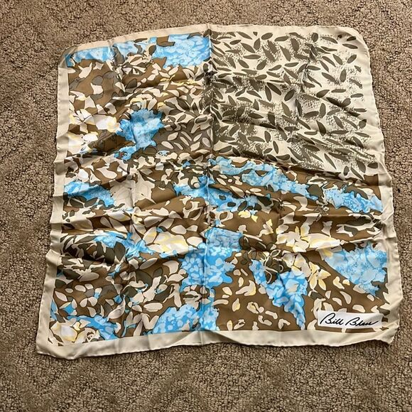 Bill Blass 100% Silk Square Scarf Floral Print 19"x19" - Picture 1 of 4